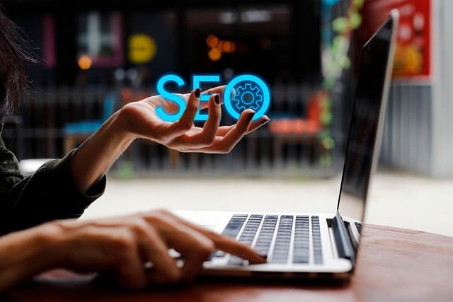 Semrush vs Ahrefs vs Moz : Que Choisir Pour Le Référencement